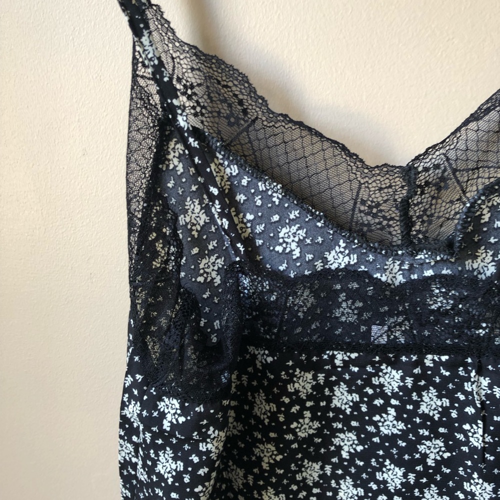 Lace Insert Top - Picture 6 of 8